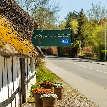 Solbjerggaard Bed & Breakfast Fåborg Esterno foto